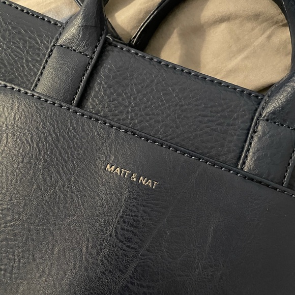 Matt & Nat purse - Picture 2 of 4